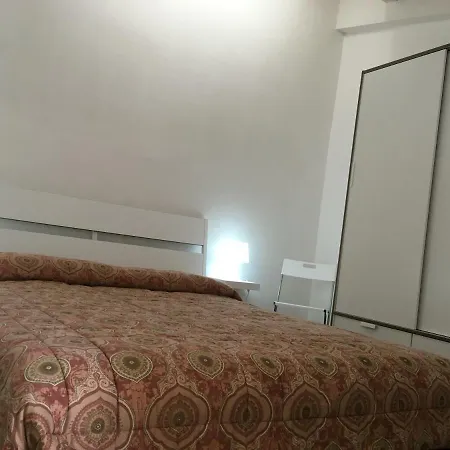 Casa vacanze Marinella Di Montalbano *