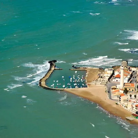 Marinella Di Montalbano Casa vacanze